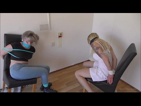 ❤️ Závislá / zviazaná a s roubíkom / dievča v núdzi Porno vk na sk.masseffect1.ru